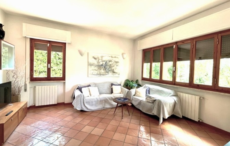 Villa singola in vendita a Pietrasanta