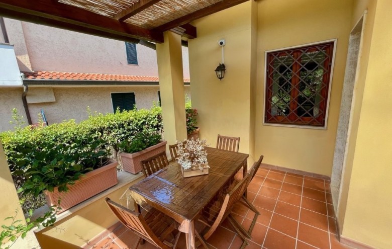 Villa singola in vendita a Pietrasanta