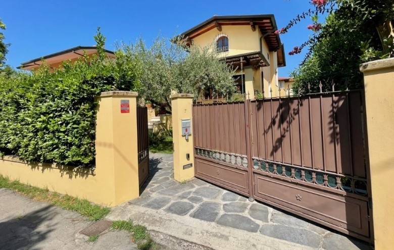 Villa singola in vendita a Pietrasanta