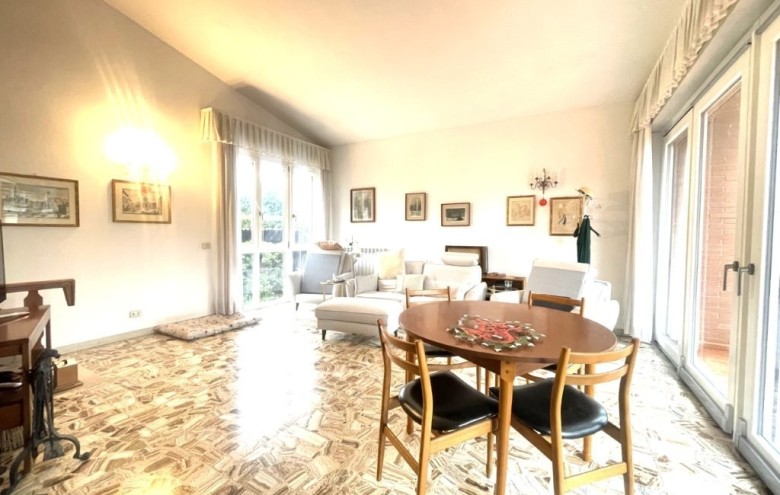 Villa singola in vendita a Pietrasanta