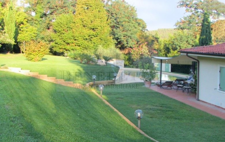 Villetta a schiera in vendita a Pietrasanta