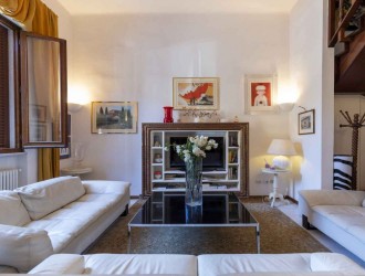 Viareggina in vendita a Viareggio