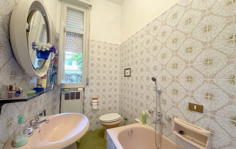 Appartamento in vendita a Viareggio