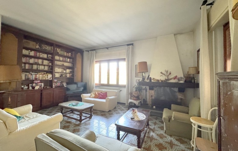 Villa singola in vendita a Viareggio