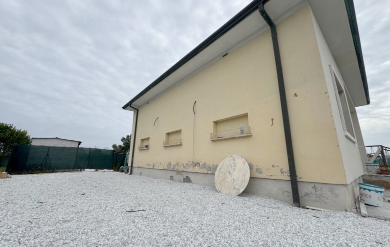 Villa singola in vendita a Viareggio