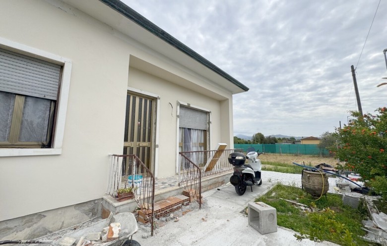 Villa singola in vendita a Viareggio