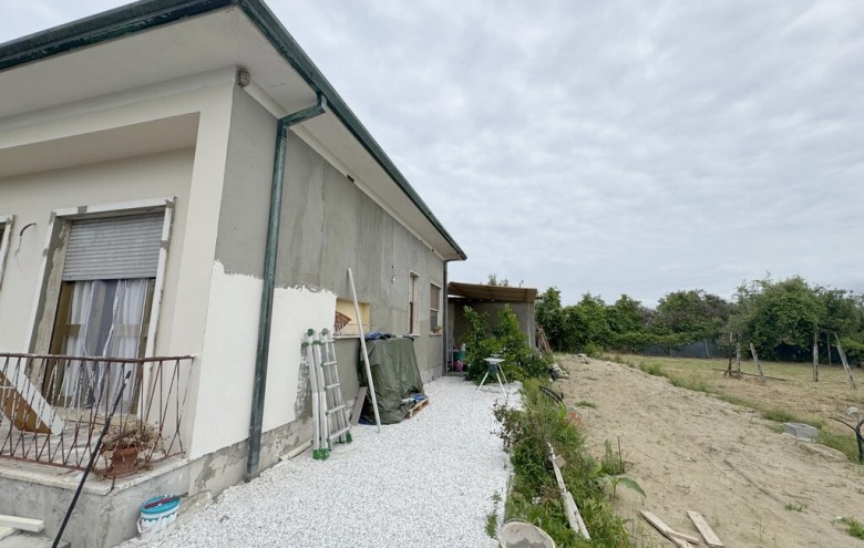 Villa singola in vendita a Viareggio