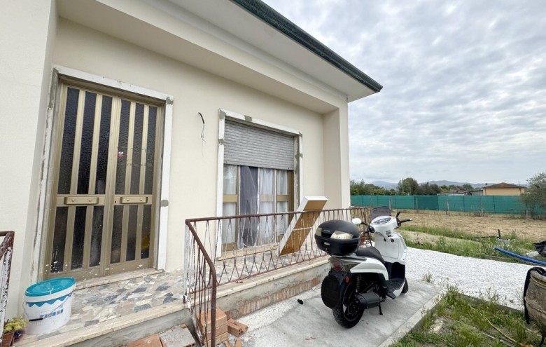 Villa singola in vendita a Viareggio