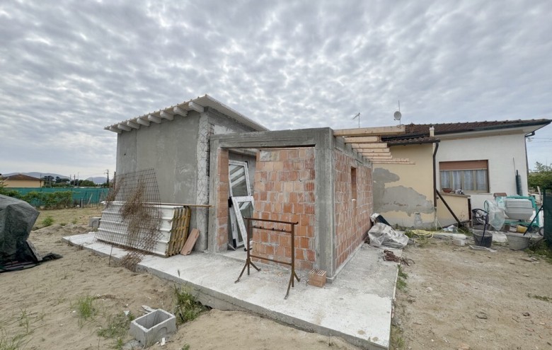 Villa singola in vendita a Viareggio