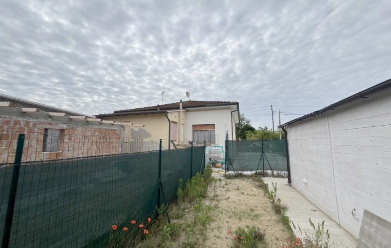 Villa singola in vendita a Viareggio