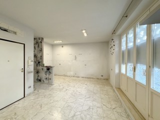 Appartamento in vendita a Viareggio