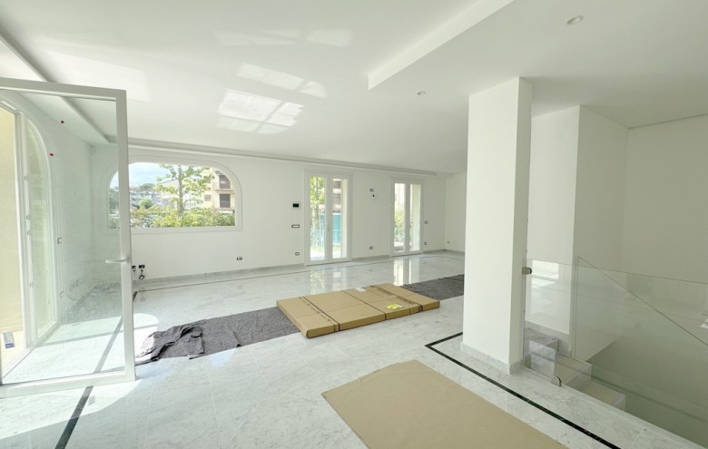 Appartamento in vendita a Viareggio