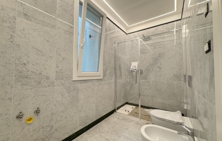 Appartamento in vendita a Viareggio