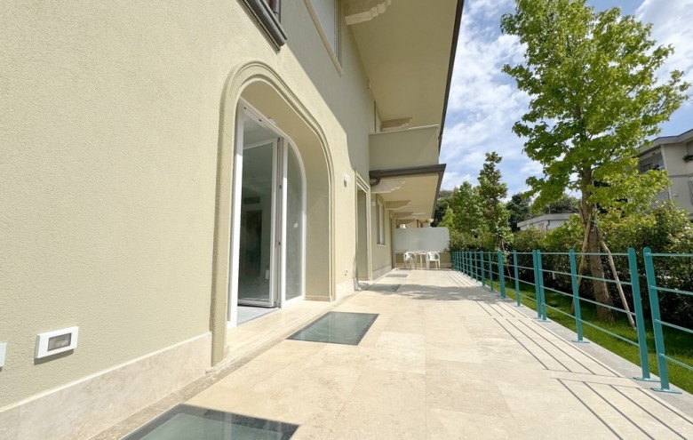 Appartamento in vendita a Viareggio