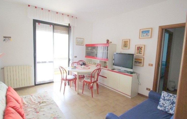 Appartamento in vendita a Viareggio