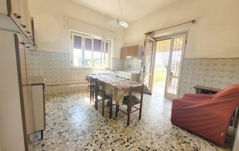 Bifamiliare in vendita a Viareggio