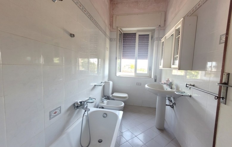 Bifamiliare in vendita a Viareggio