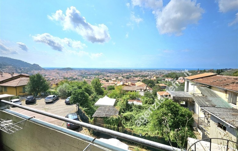 Appartamento in vendita a Massa