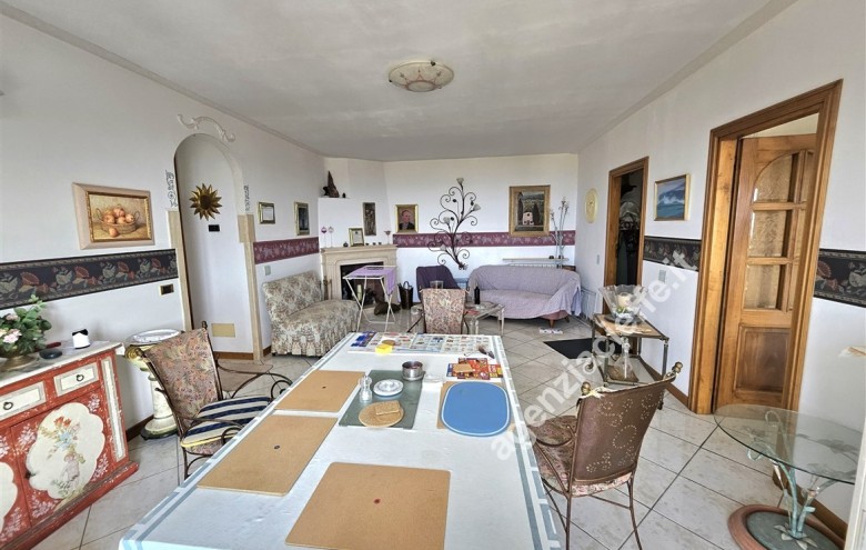 Appartamento in vendita a Massa