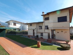 villetta-a-schiera-in-vendita-a-pietrasanta-marina-di-pietrasanta