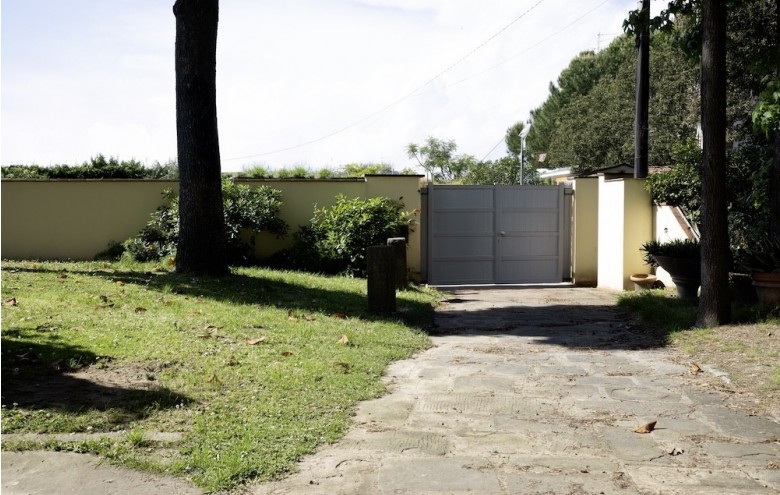 Bifamiliare in vendita a Camaiore