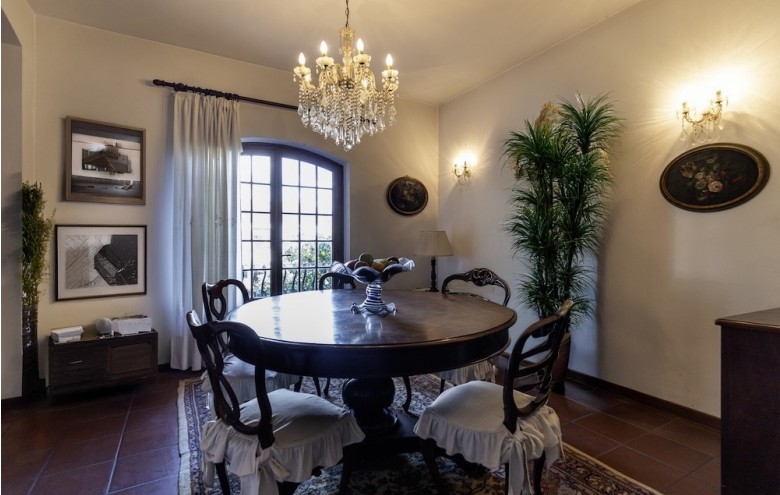 Bifamiliare in vendita a Camaiore