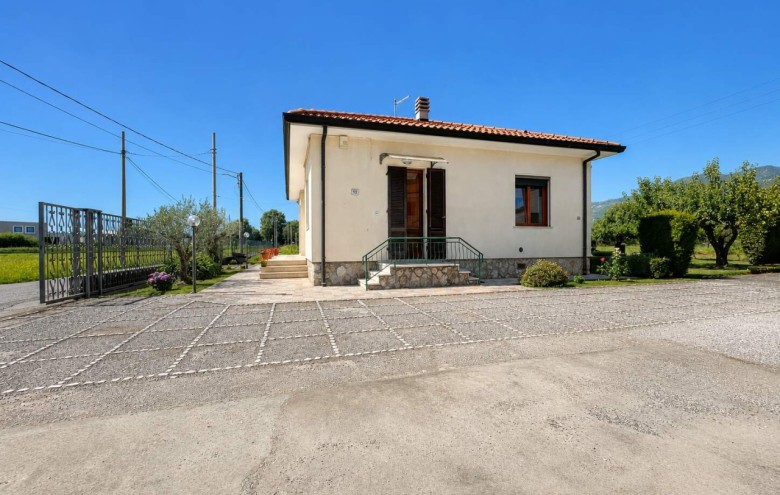 Villa singola in vendita a Pietrasanta