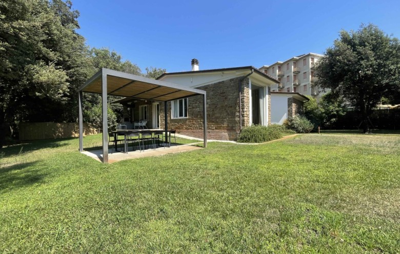 Villa singola in vendita a Pietrasanta
