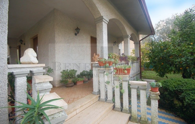 Villetta a schiera in vendita a Pietrasanta