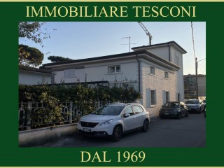 Bifamiliare in vendita a Marina di Pietrasanta