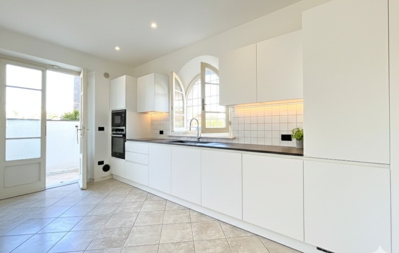 Bifamiliare in vendita a Pietrasanta