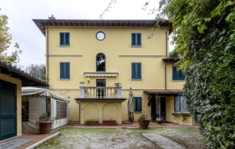 Villa singola in vendita a Pietrasanta