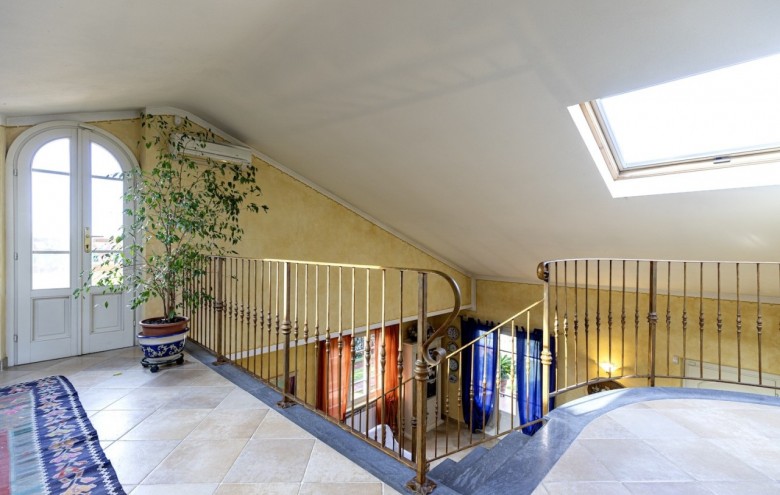 Villa singola in affitto a Pietrasanta