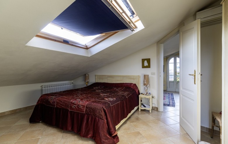 Villa singola in affitto a Pietrasanta