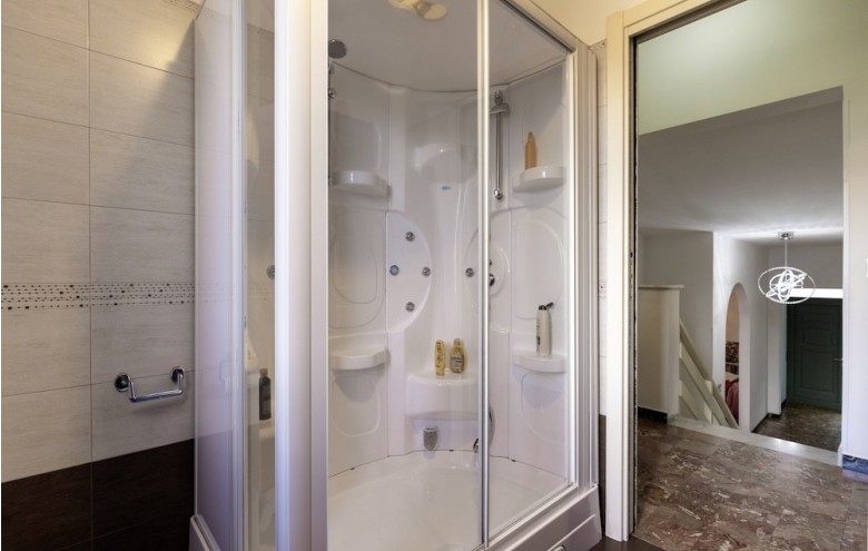 Villa singola in vendita a Montignoso