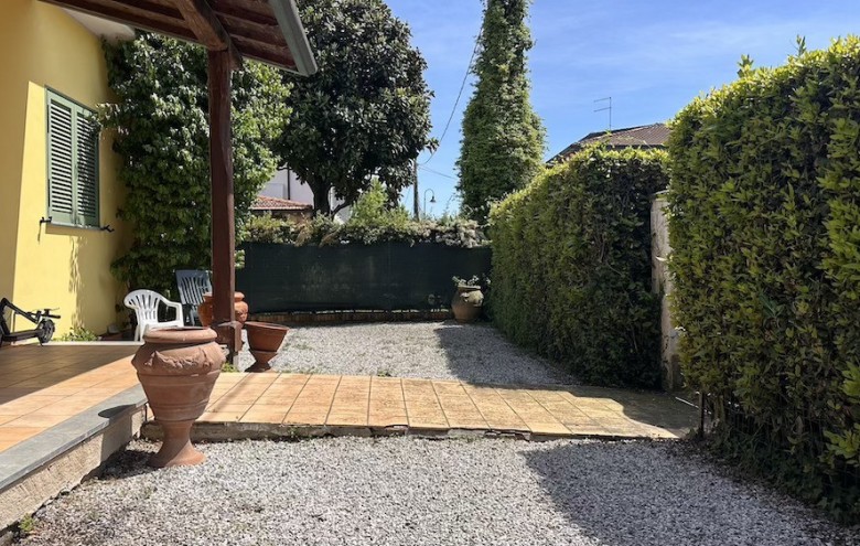 Villa singola in vendita a Montignoso