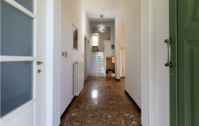 Villa singola in vendita a Montignoso