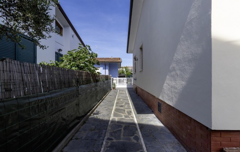 Villa singola in vendita a Viareggio