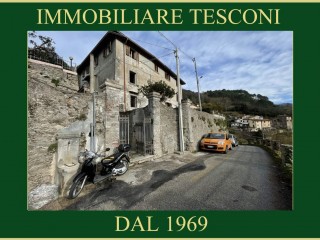 Appartamento in vendita a Seravezza