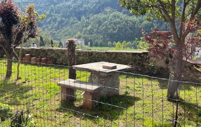 Appartamento in vendita a Seravezza