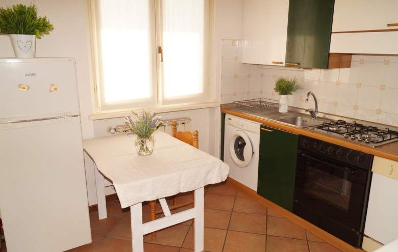 Bifamiliare in affitto a Pietrasanta