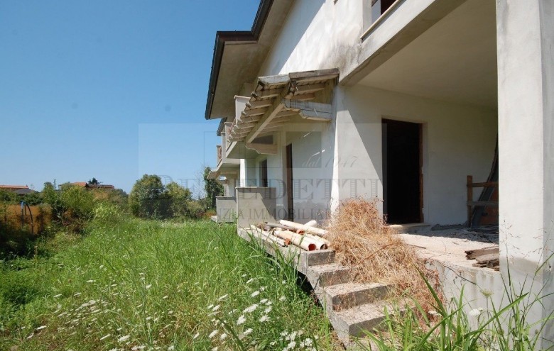 Terratetto in vendita a Camaiore