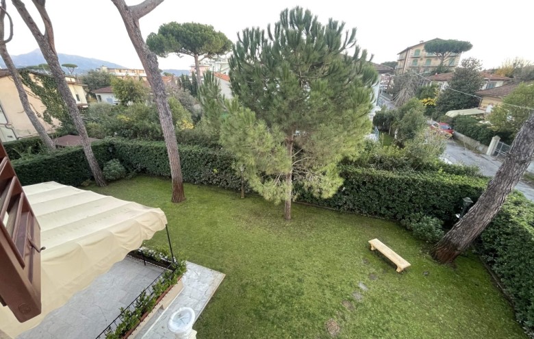 Appartamento in affitto a Pietrasanta