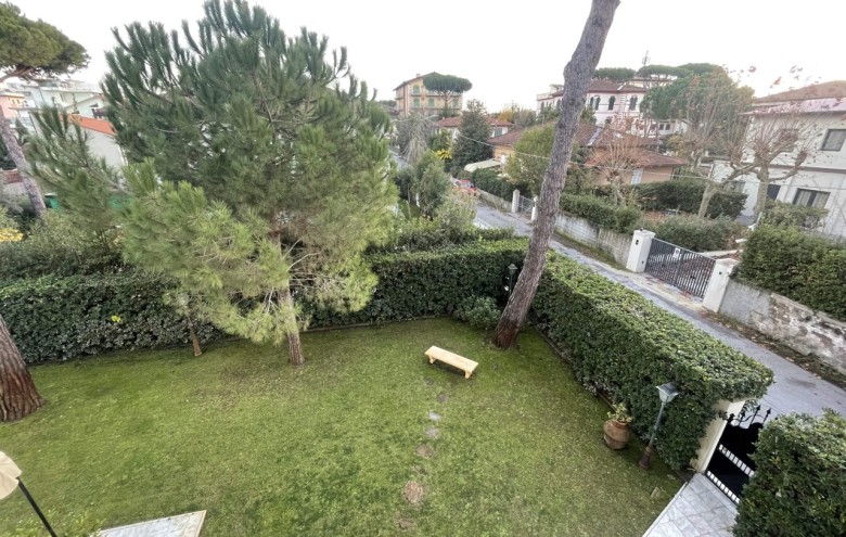 Appartamento in affitto a Pietrasanta