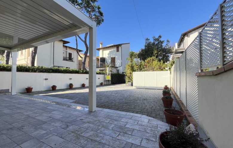 Villa singola in vendita a Pietrasanta