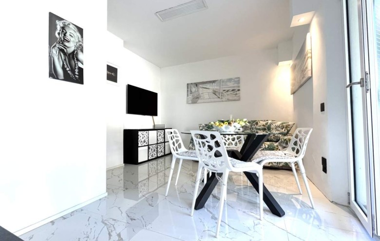 Villa singola in vendita a Pietrasanta