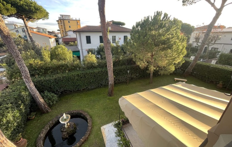 Appartamento in affitto a Pietrasanta