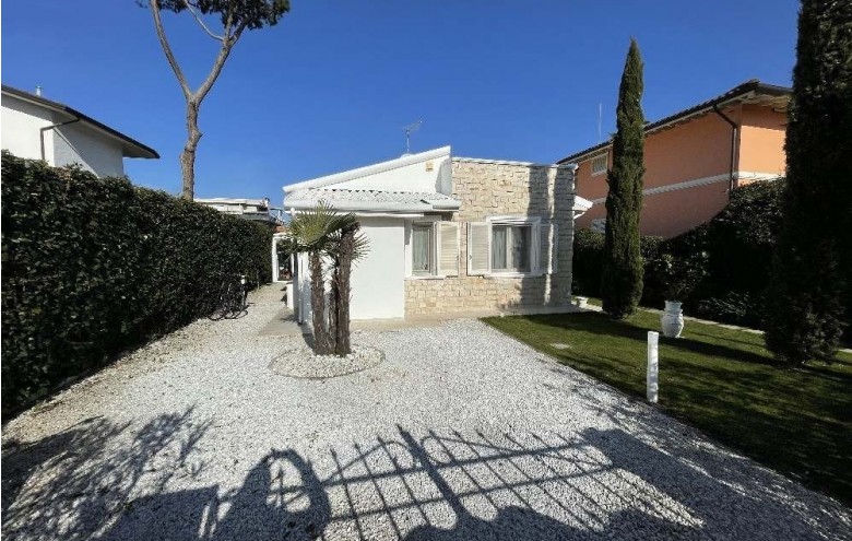 Villa singola in vendita a Pietrasanta