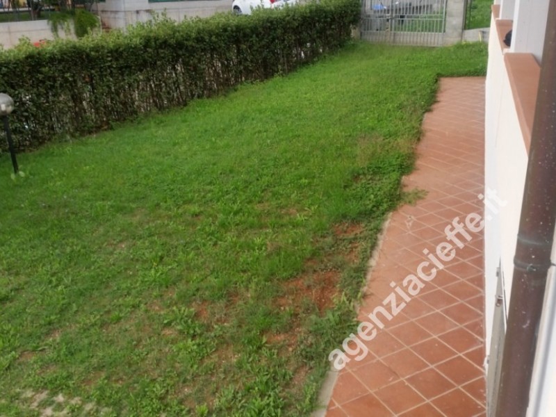 Villa singola in vendita a Massa