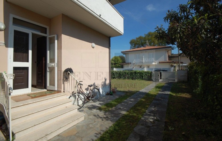Villetta a schiera in vendita a Pietrasanta